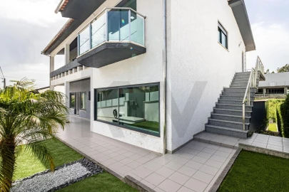 Moradia T4 para Venda em O. Azeméis, Riba-Ul, Ul, Macinhata Seixa, Madail