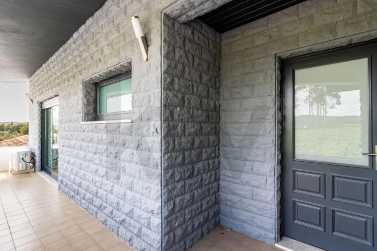 Moradia T4 para Venda em O. Azeméis, Riba-Ul, Ul, Macinhata Seixa, Madail Foto 32