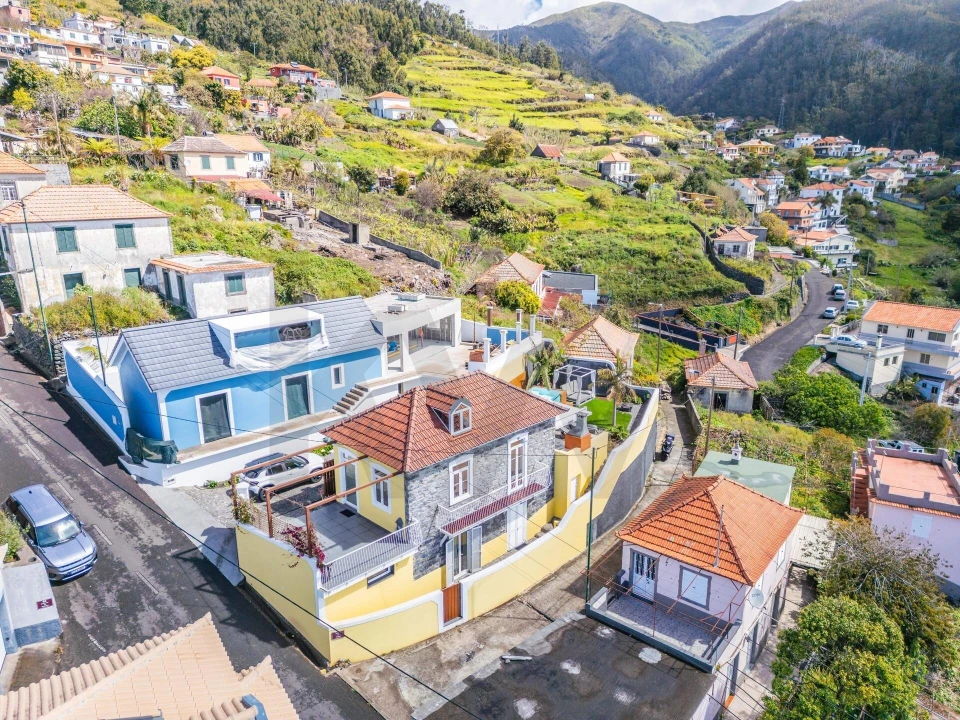 Moradia T3 para Venda em Estreito da Calheta Foto 63