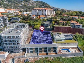 Terreno para Venda em Caniço