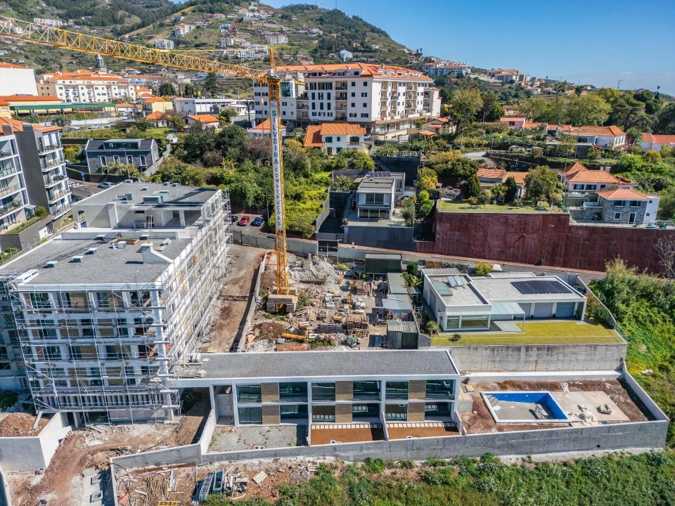 Terreno para Venda em Caniço Foto 20
