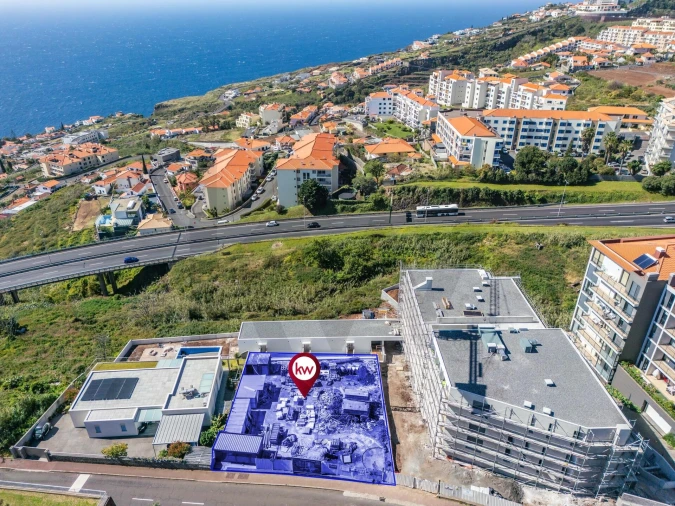 Terreno para Venda em Caniço Foto 10