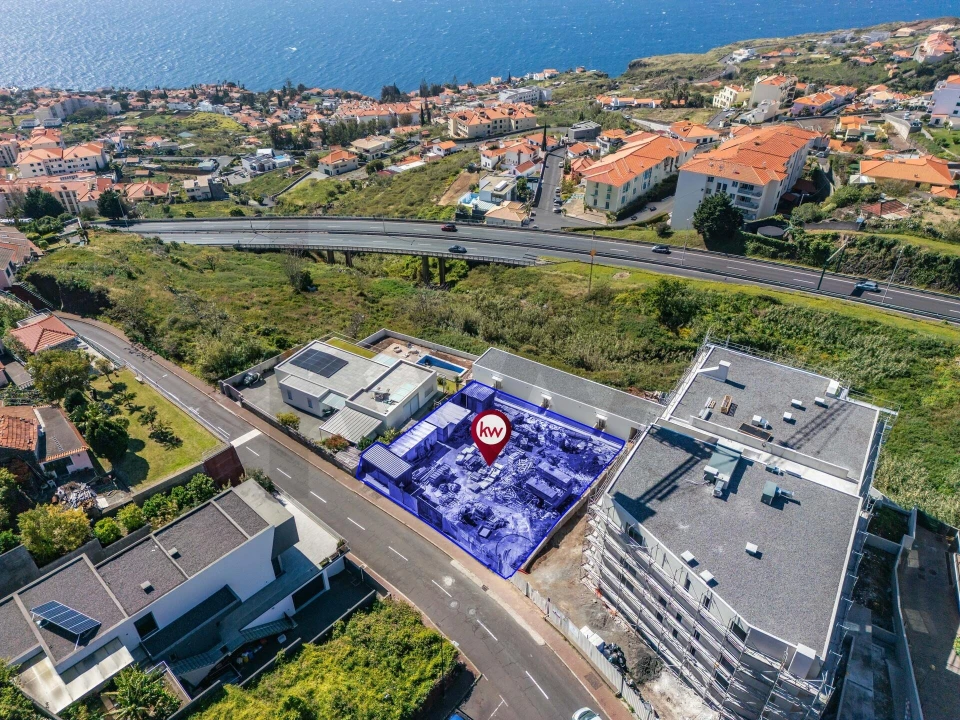 Terreno para Venda em Caniço Foto 8