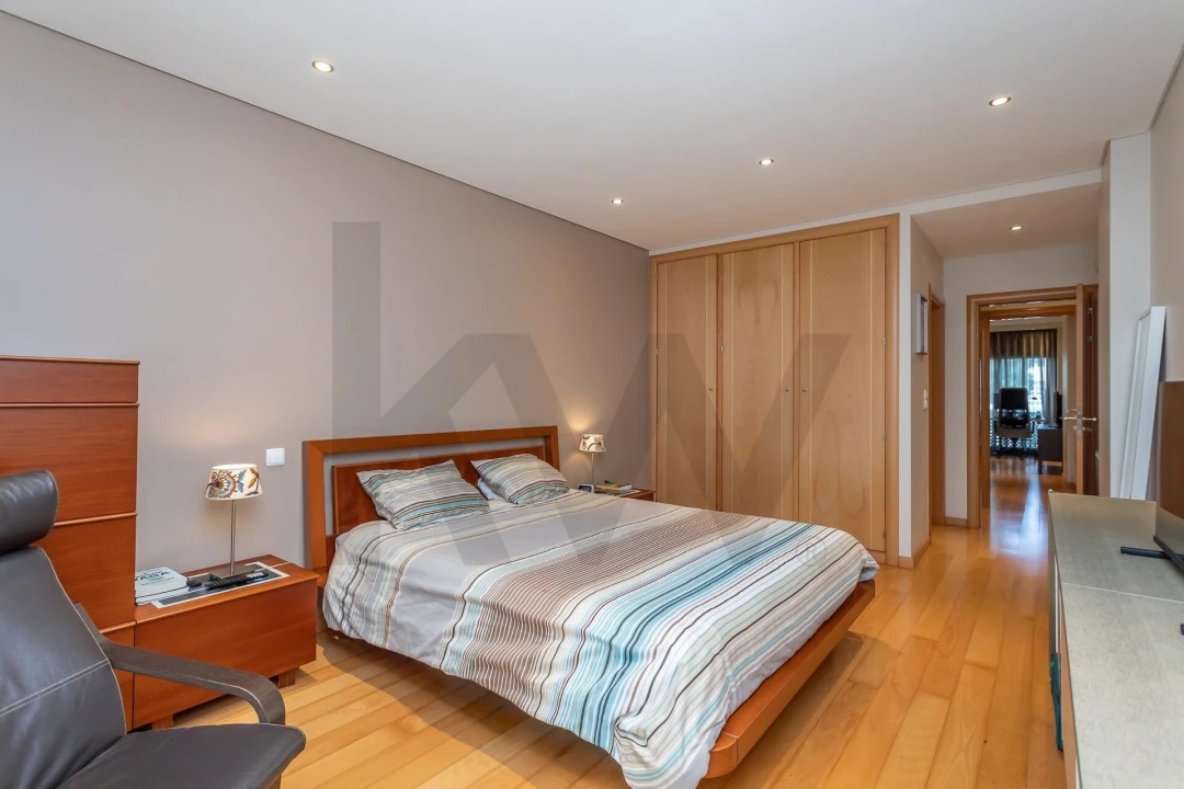 Apartamento T4 para Venda em Alcabideche Foto 18