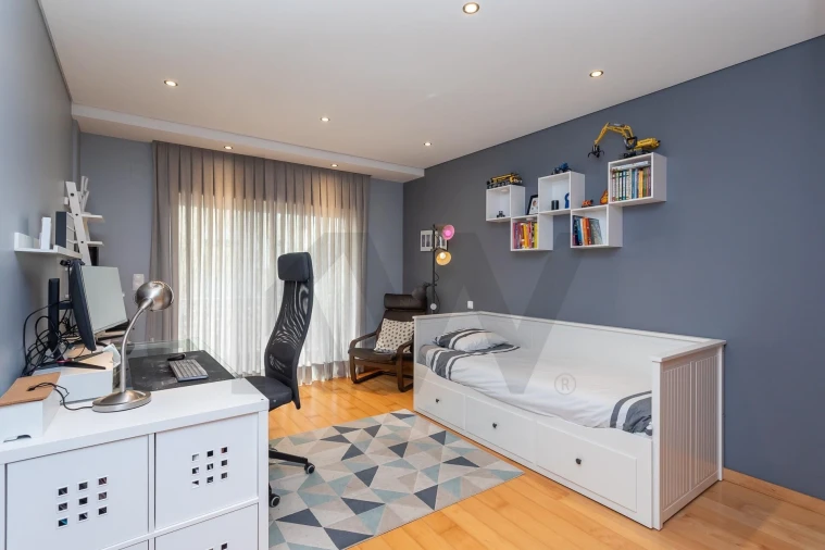 Apartamento T4 para Venda em Alcabideche Foto 10