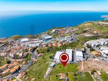 Terreno para Venda em Caniço