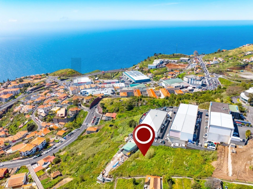 Terreno para Venda em Caniço Foto 3