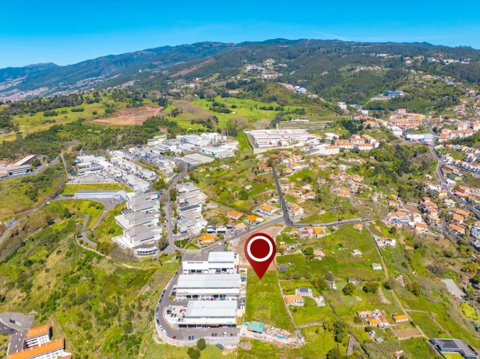 Terreno para Venda em Caniço Foto 12