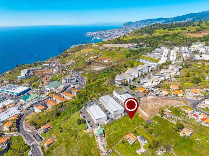 Terreno para Venda em Caniço Foto 13