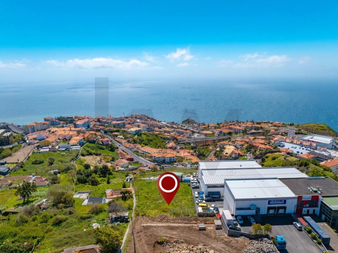 Terreno para Venda em Caniço Foto 11