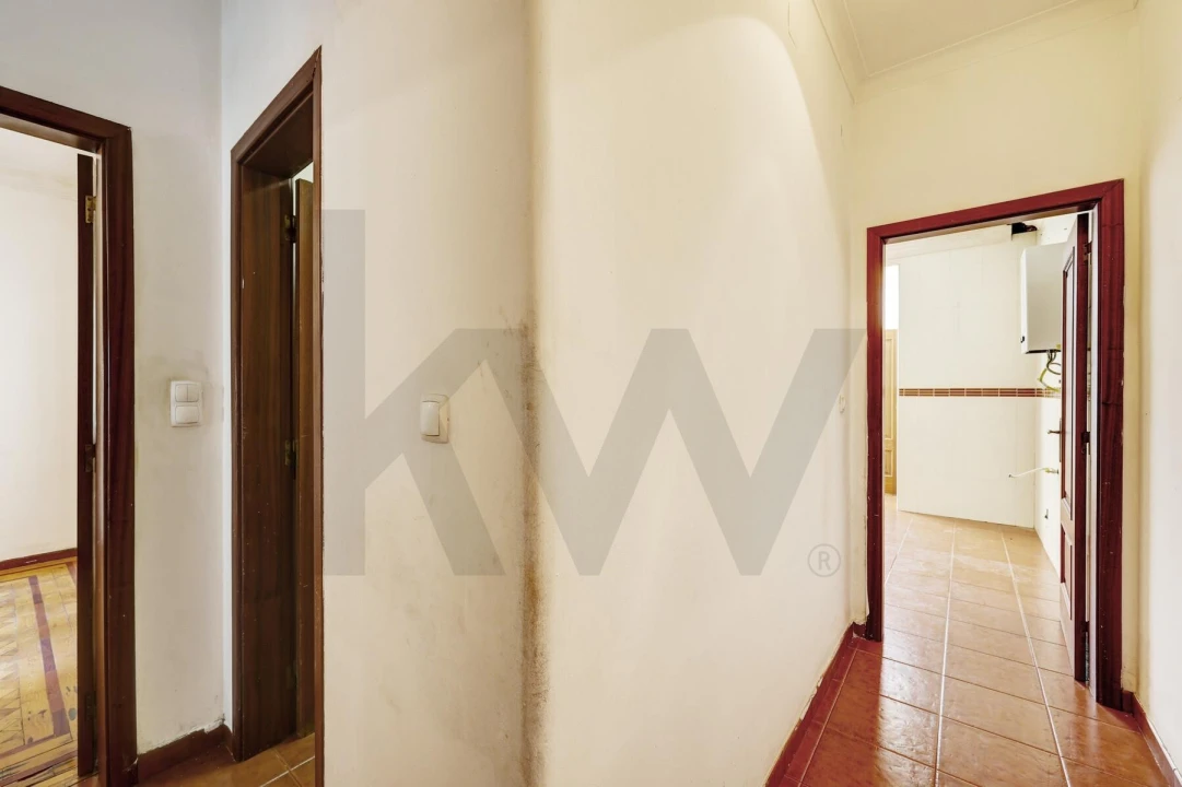 Apartamento T2 para Venda em Arroios Foto 31