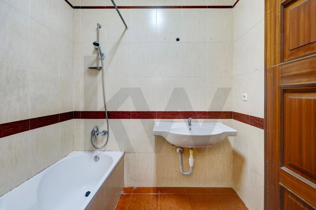 Apartamento T2 para Venda em Arroios Foto 30