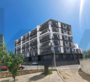 Terreno para Venda em Quarteira