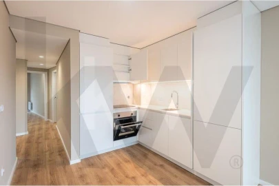 Apartamento T2 para Arrendamento em Cedofeita, Santo Ildefonso, Sé, Miragaia, São Nicolau e Vitória