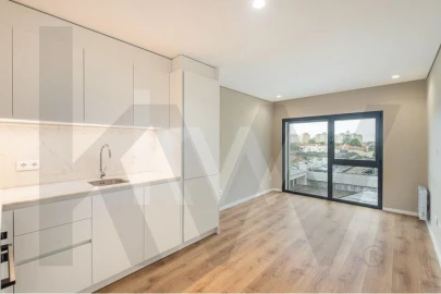 Apartamento T2 para Arrendamento em Cedofeita, Santo Ildefonso, Sé, Miragaia, São Nicolau e Vitória