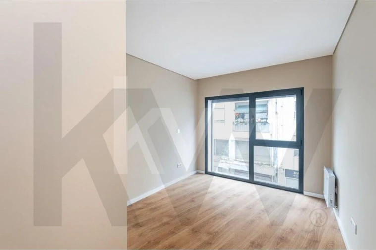 Apartamento T2 para Arrendamento em Cedofeita, Santo Ildefonso, Sé, Miragaia, São Nicolau e Vitória Foto 4