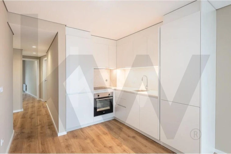 Apartamento T2 para Arrendamento em Cedofeita, Santo Ildefonso, Sé, Miragaia, São Nicolau e Vitória Foto 7