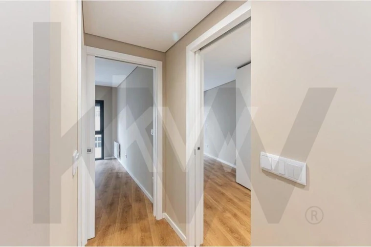 Apartamento T2 para Arrendamento em Cedofeita, Santo Ildefonso, Sé, Miragaia, São Nicolau e Vitória Foto 15