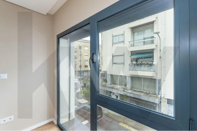 Apartamento T2 para Arrendamento em Cedofeita, Santo Ildefonso, Sé, Miragaia, São Nicolau e Vitória Foto 22