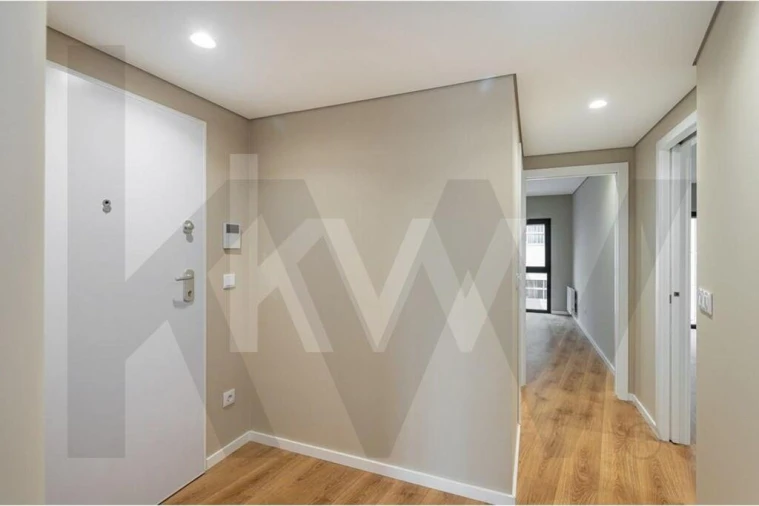 Apartamento T2 para Arrendamento em Cedofeita, Santo Ildefonso, Sé, Miragaia, São Nicolau e Vitória Foto 14