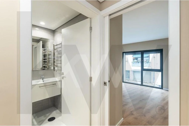 Apartamento T2 para Arrendamento em Cedofeita, Santo Ildefonso, Sé, Miragaia, São Nicolau e Vitória Foto 17