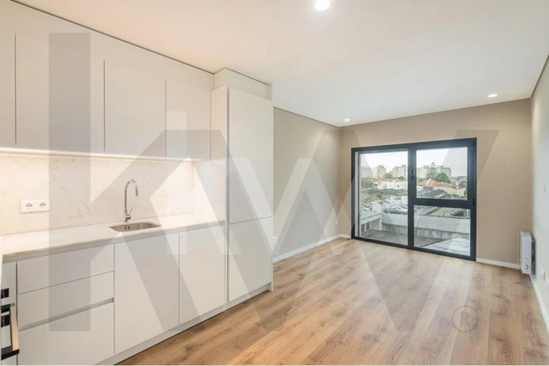 Apartamento T2 para Arrendamento em Cedofeita, Santo Ildefonso, Sé, Miragaia, São Nicolau e Vitória Foto 1