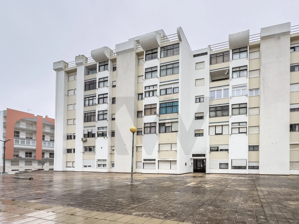 Apartamento T1 para Venda em Costa da Caparica Foto 46