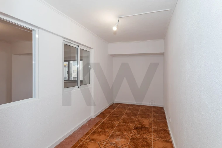 Apartamento T1 para Venda em Costa da Caparica Foto 22