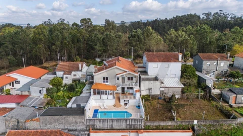 Moradia T3 para Venda em Bougado (São Martinho e Santiago)