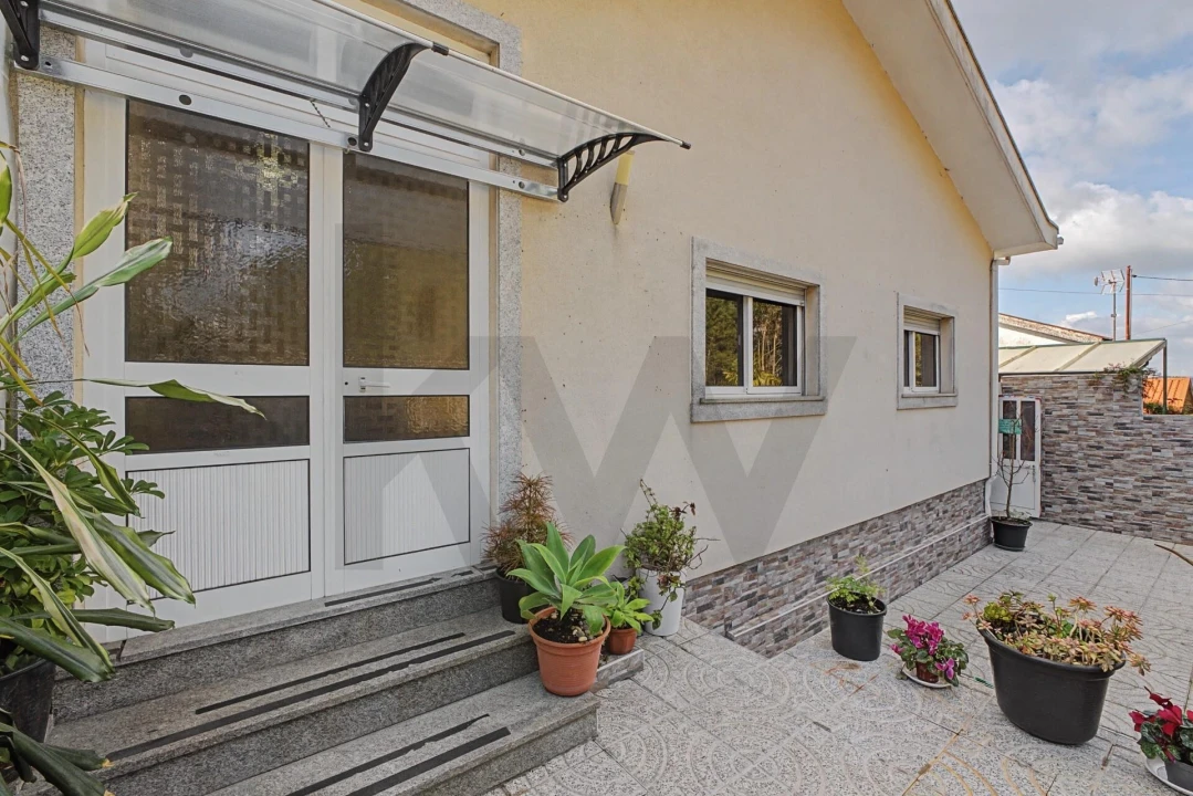 Moradia T3 para Venda em Bougado (São Martinho e Santiago) Foto 24