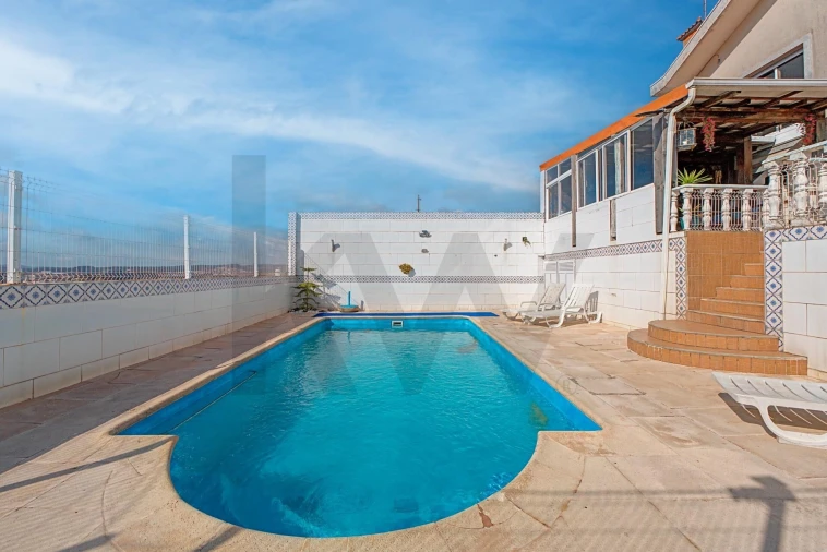 Moradia T3 para Venda em Bougado (São Martinho e Santiago) Foto 7