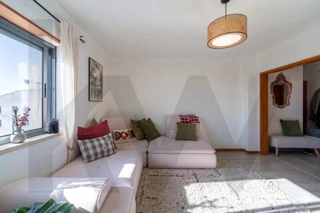 Apartamento T2 para Arrendamento em Caparica e Trafaria Foto 4