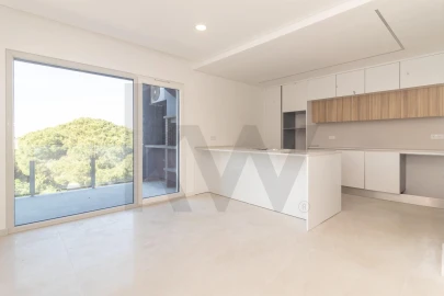 Apartamento T2 para Venda em Charneca de Caparica e Sobreda