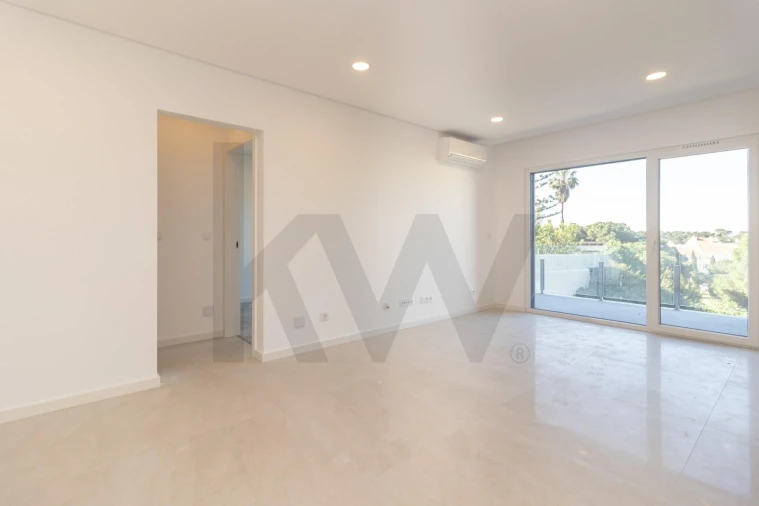 Apartamento T2 para Venda em Charneca de Caparica e Sobreda Foto 20