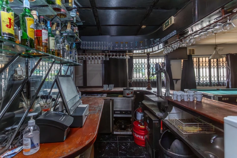 Loja para Arrendamento em Alcabideche Foto 20