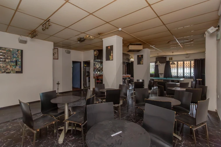 Loja para Arrendamento em Alcabideche Foto 10