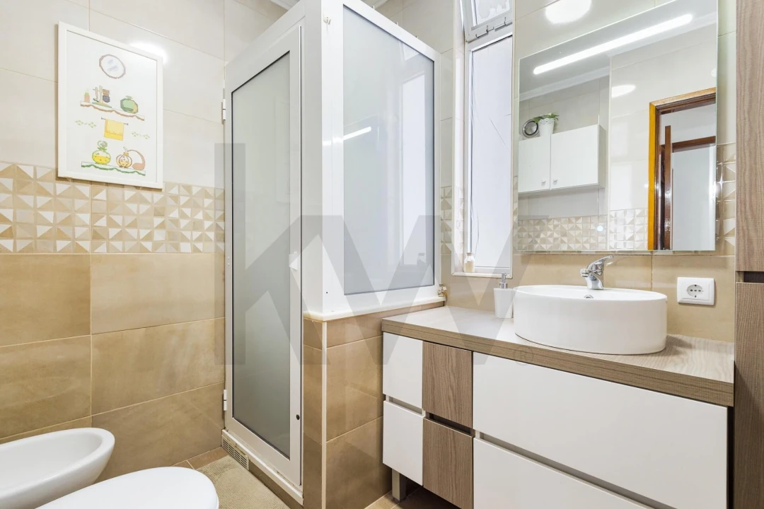 Apartamento T3 para Venda em Santo António dos Cavaleiros e Frielas Foto 16