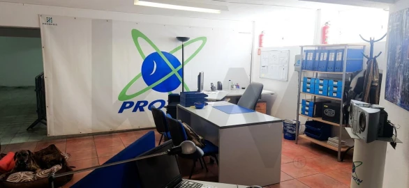 Garagem para Arrendamento em Algés, Linda-A-Velha e Cruz Quebrada-Dafundo