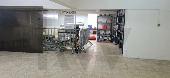 Garagem para Arrendamento em Algés, Linda-A-Velha e Cruz Quebrada-Dafundo