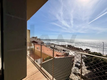 Apartamento T2 para Arrendamento em Aldoar, Foz do Douro e Nevogilde