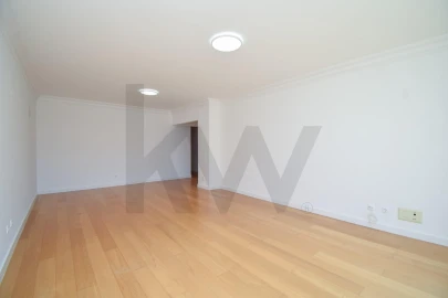 Apartamento T2 para Arrendamento em Cascais e Estoril