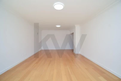 Apartamento T2 para Arrendamento em Cascais e Estoril