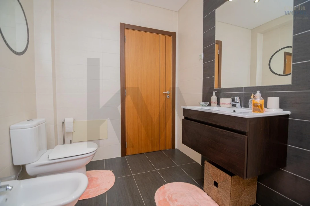 Moradia T3 para Venda em Guia Foto 41