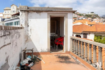 Prédio para Venda em Funchal (São Pedro)