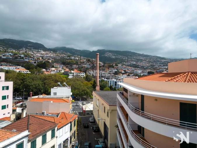 Prédio para Venda em Funchal (São Pedro) Foto 11