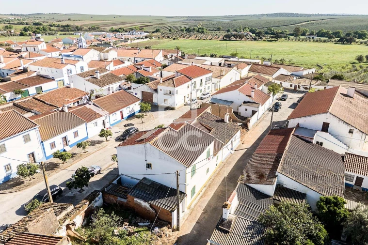 Moradia T4 para Venda em Montoito Foto 39