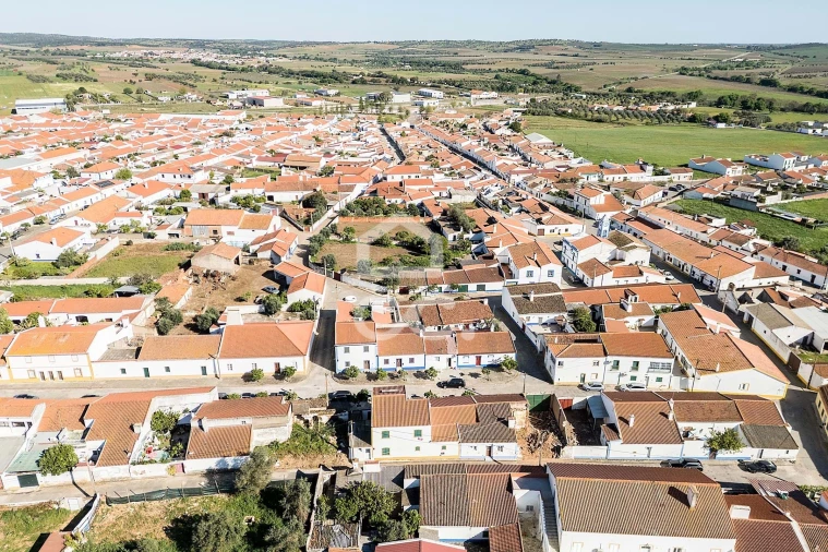 Moradia T4 para Venda em Montoito Foto 38