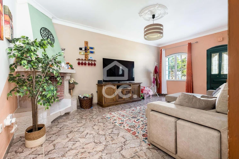 Moradia T4 para Venda em Montoito Foto 7