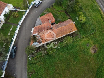 Moradia T3 para Venda em Anobra