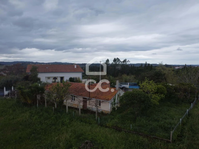 Moradia T3 para Venda em Anobra Foto 2